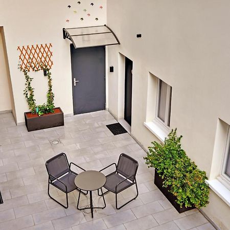 Hotel Cocoon Saint-Ouen  Exterior photo